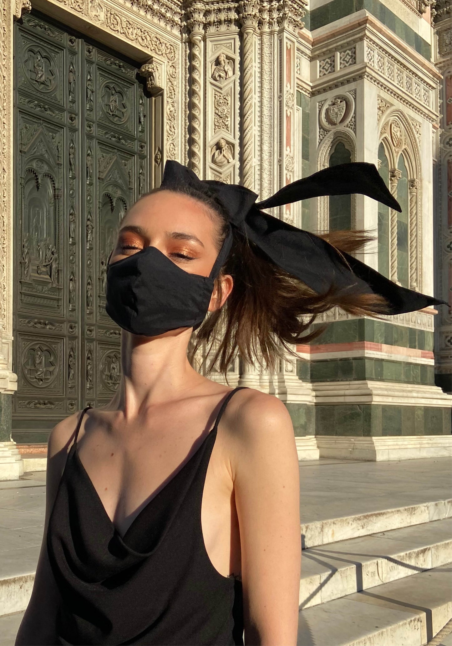 Washable Face Cover with Bow in Black